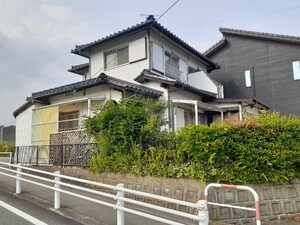 雲出本郷町貸家外観写真