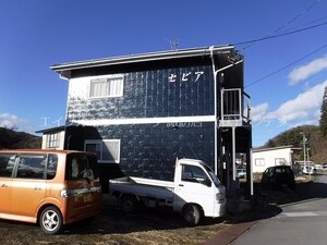 セピア外観写真