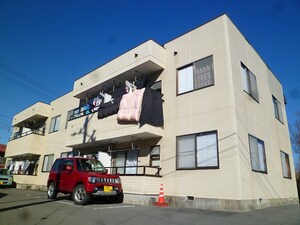 コーミーハイツ湖畔外観写真