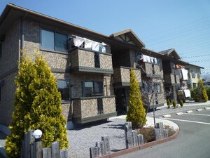ロイヤルガーデンエリナF外観写真