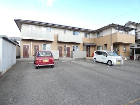 エルメゾン湖浜外観写真