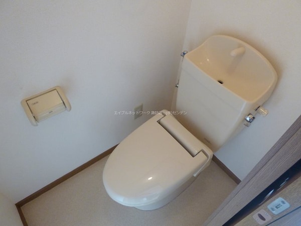 トイレ(写真は類似部屋)