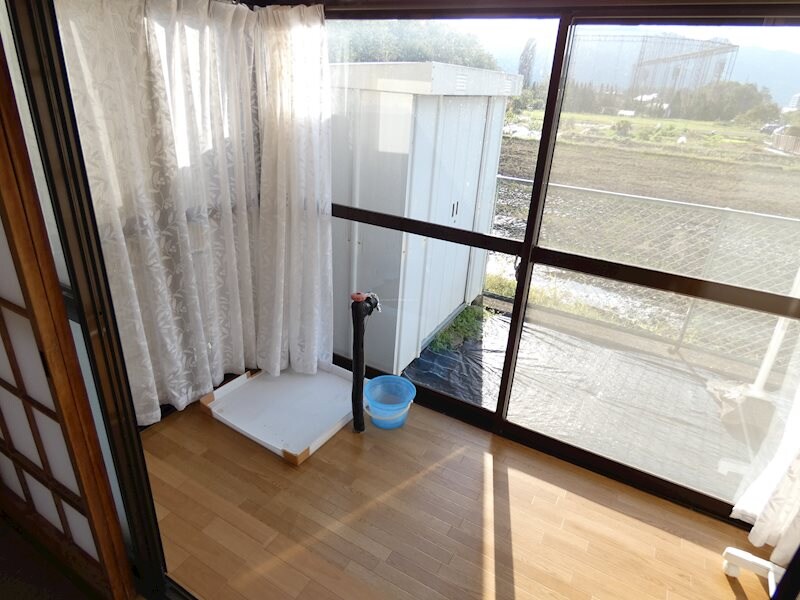 物件内観写真10　(サンルーム)