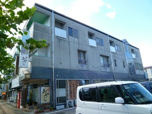辰野館ビル外観写真