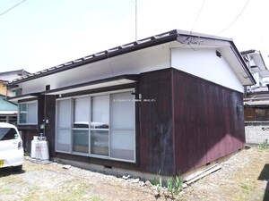 小口貸家　A棟外観写真
