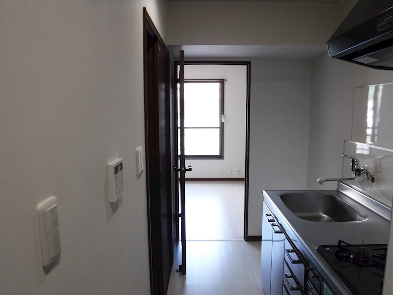 物件内観写真3　(写真は類似)