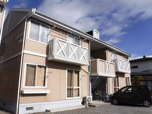 フレグランスK B棟外観写真