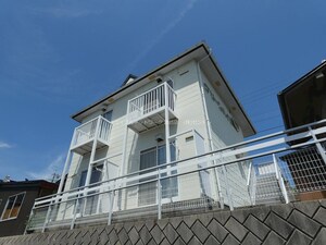 グリーンハイツ川岸上3丁目外観写真