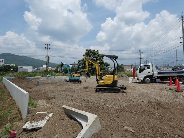 外観(建築中)