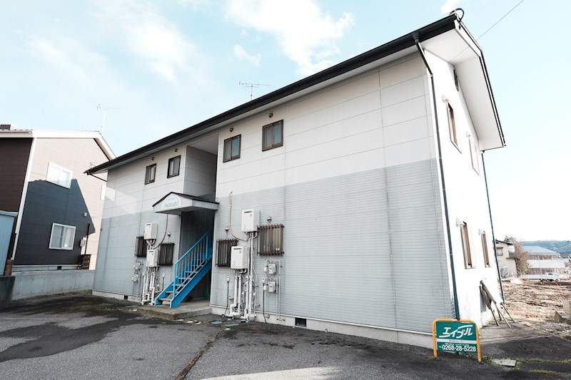 メゾン長坂