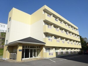 ジュリアス踏入Ｂ棟外観写真