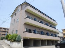 ミレニアム常入の外観写真