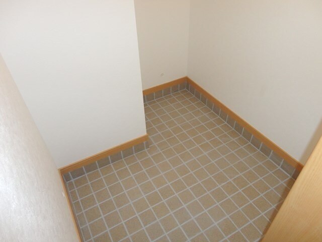 物件内観写真18　(シューズインクローゼット)