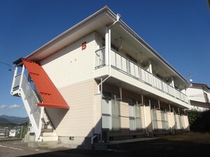 コーポニシザワＢ外観写真