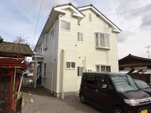 ベルビーAKAIWA外観写真