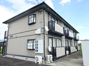 ハイツ彩雲外観写真