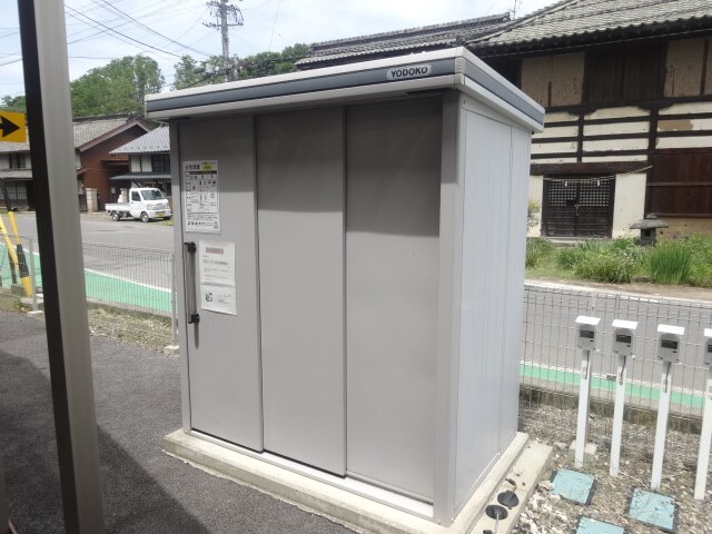 物件内観写真25　(敷地内ゴミステーション)