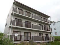 望月マンションの外観写真