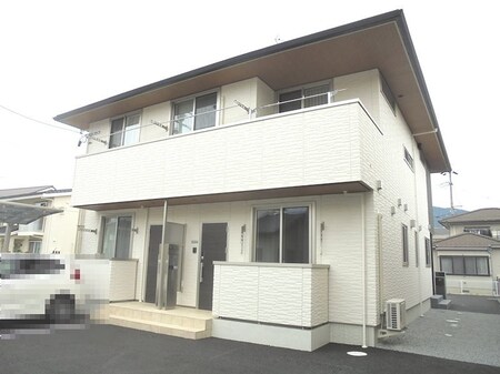 カーザルナ外観写真