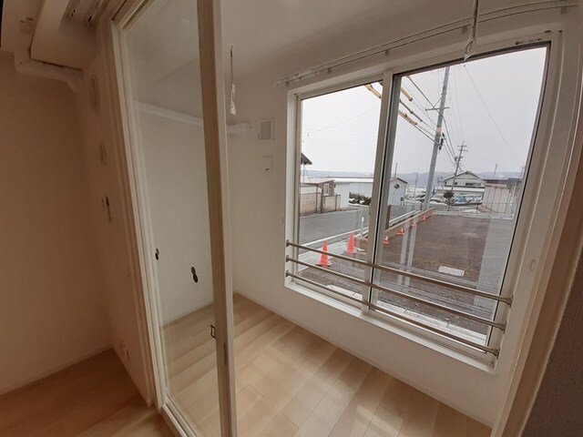 物件内観写真9　(サンルーム)