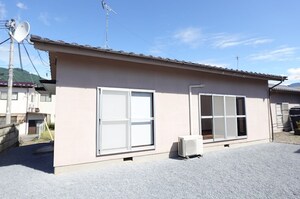 倉島貸家D外観写真