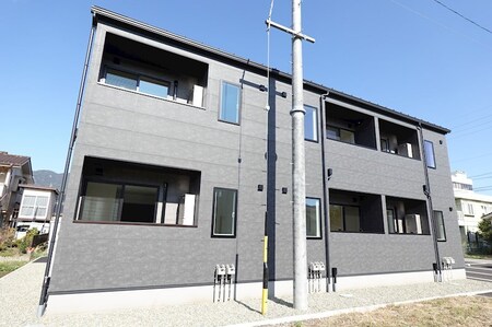 クレスト中之条外観写真