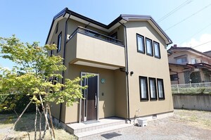 本原住宅外観写真