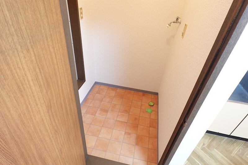 物件内観写真25　(洗濯機置場)