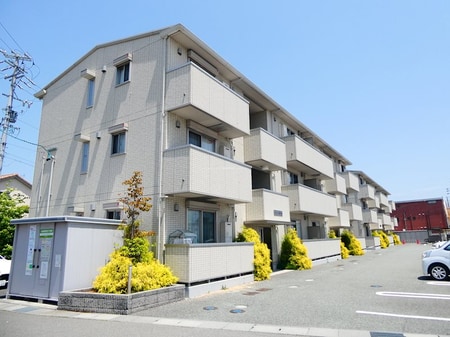 エスポワール東和田Ｂ棟外観写真