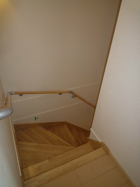 物件内観写真20　(写真は202号室です)