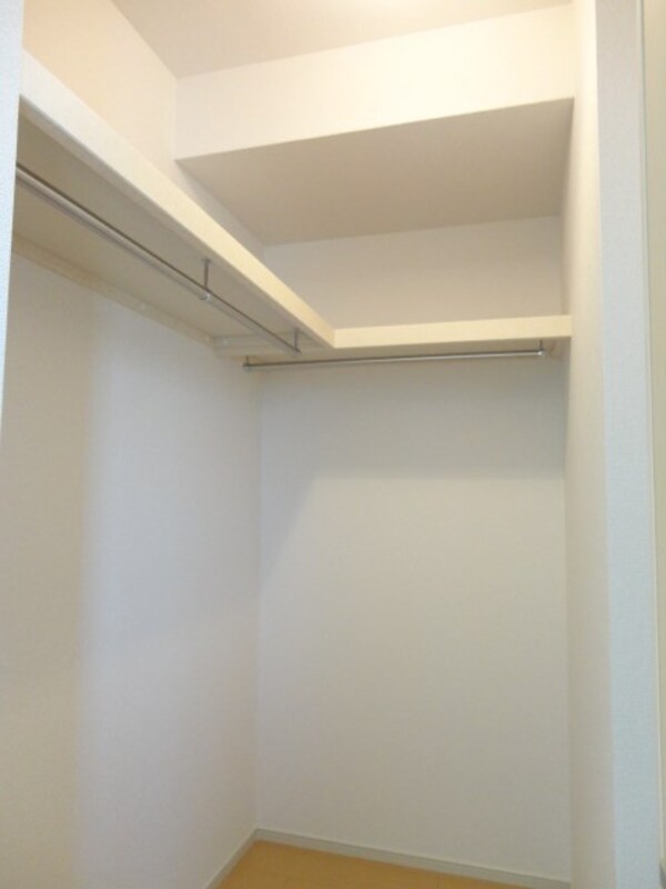 収納(写真は103号室です（参考）)
