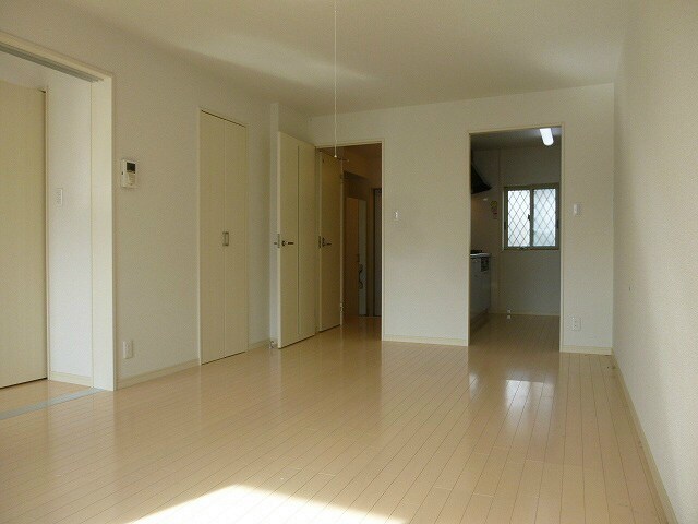 物件内観写真20　(101号室です)