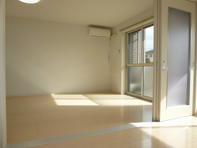 物件内観写真28　(101号室です)