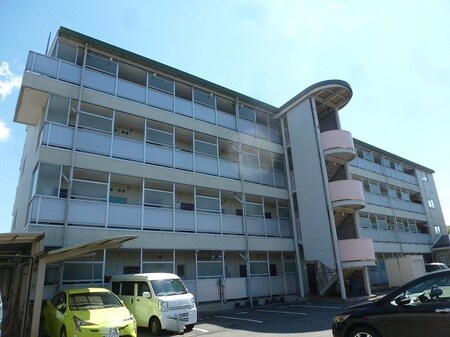 スリーパーシモンズパレス外観写真