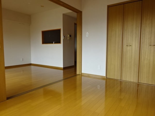 ベランダ(参考（写真は別のお部屋です）)
