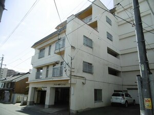 アシスト長野マンション外観写真
