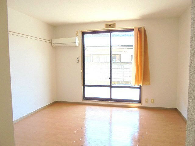 物件内観写真6　(写真は102号室です（参考）)