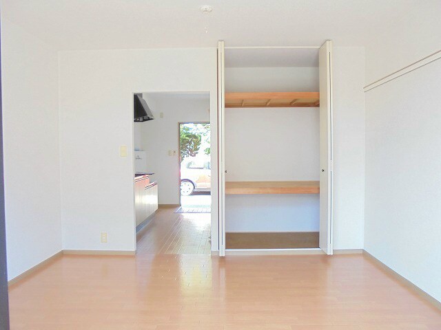 物件内観写真25　(写真は102号室です（参考）)