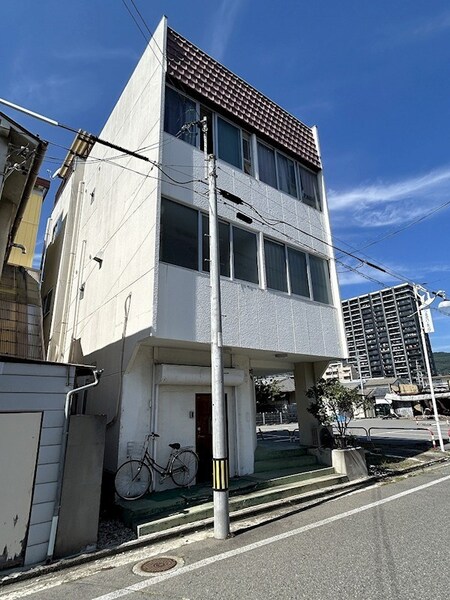 つるがハイツ外観写真