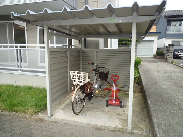物件内観写真26　(駐輪場)
