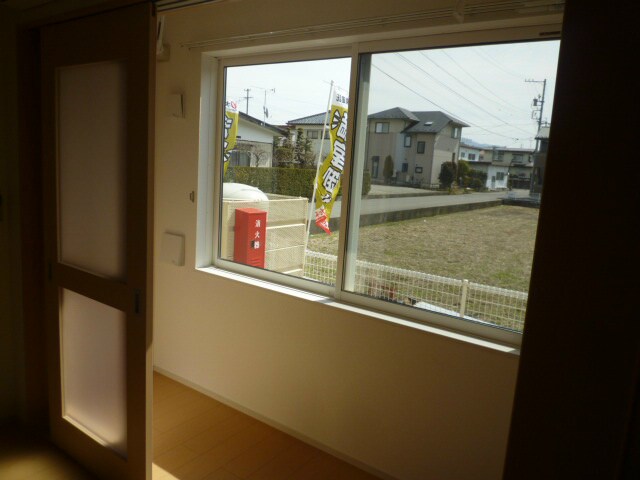 物件内観写真8　(サンルーム)