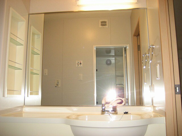 物件内観写真12　(画像は203号室です（参考）)