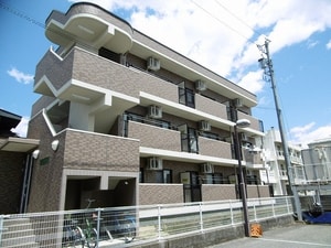 クローバーハイツ外観写真