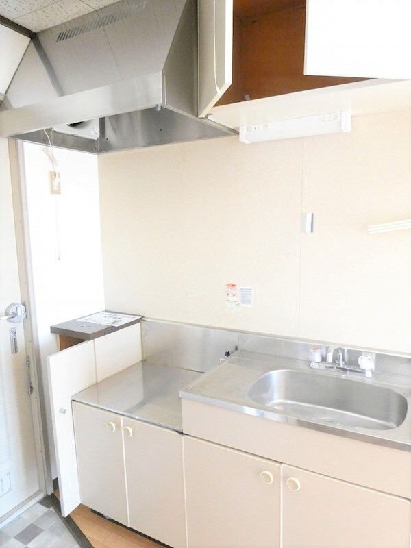 物件内観写真4　(写真は202号室です。（参考）)