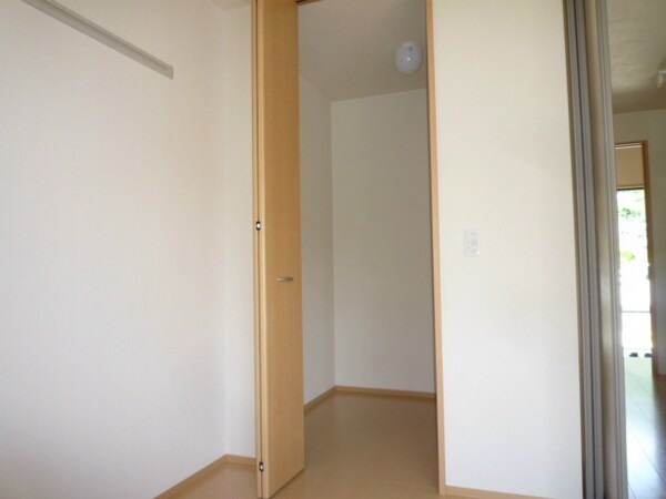 収納(写真は102号室です。)