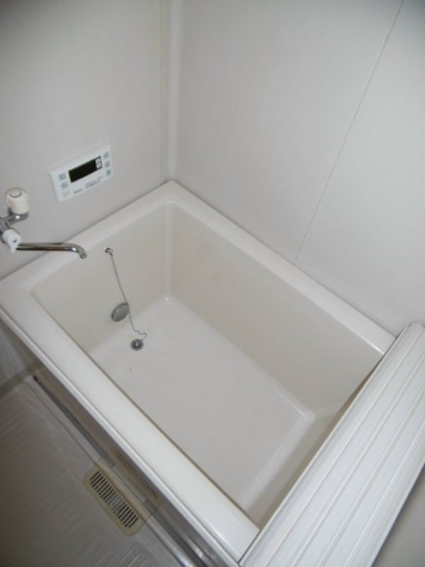 風呂画像(※写真は別部屋のものです。（参考）)