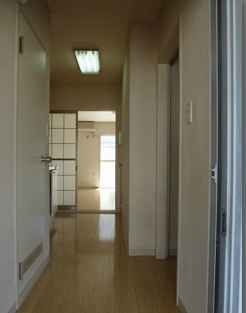 物件内観写真14　(画像は103号室です)