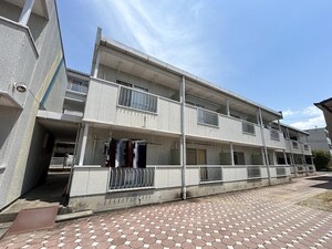 リベラルコーポ峰2棟外観写真