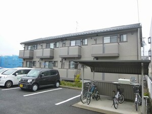 アロサールＢ棟外観写真