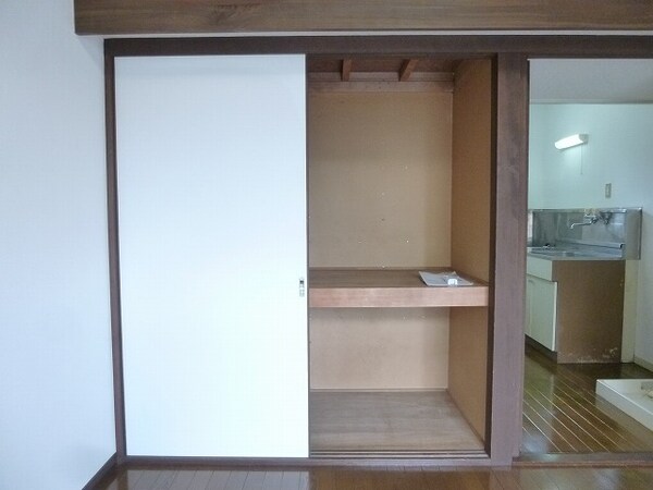 収納(写真は106号室です（参考）)